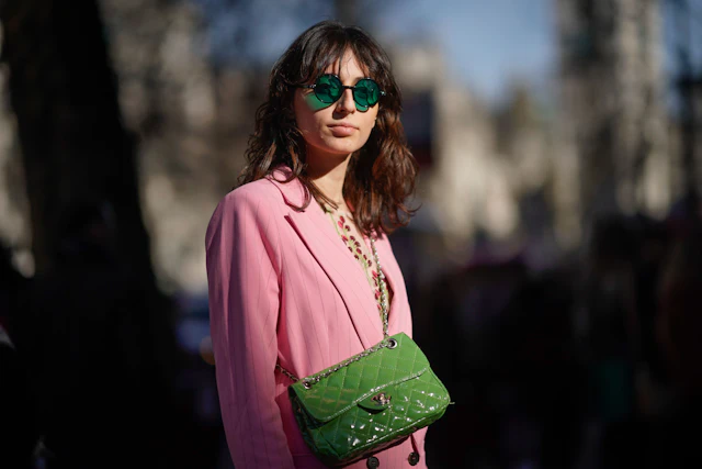 How To Trim Bangs At Home The Right Way Since Yes It S Possible