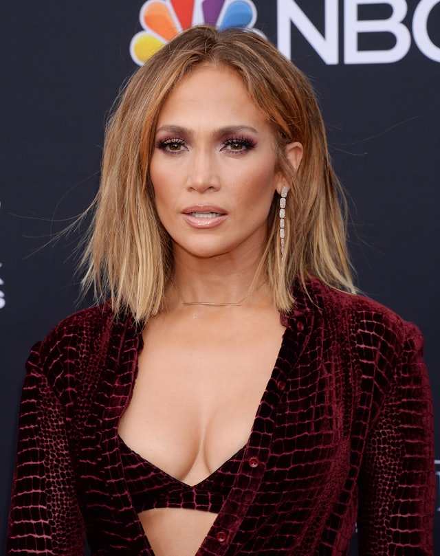 Jennifer Lopez’s Favorite Lipstick Color Is So Easy To Wear