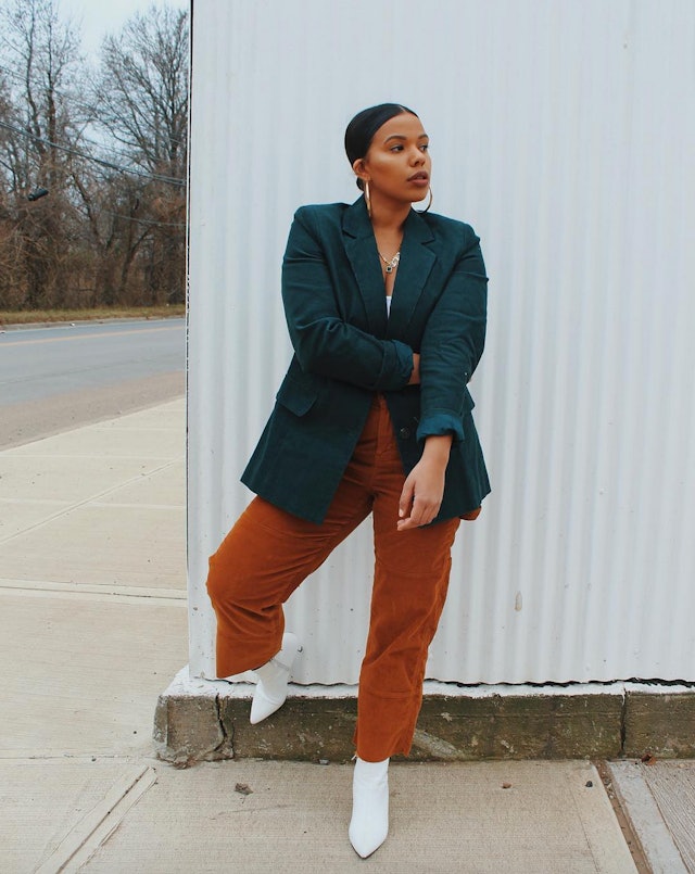 14 White Boots Outfits That Will Make You Want To Swap Out Your Go Tos