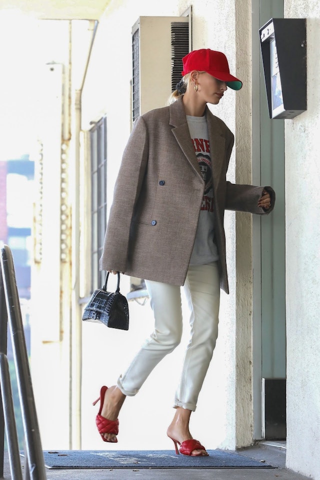 Balenciaga S New Hourglass Bag Is Already Hailey Baldwin Approved