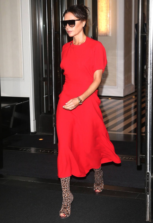Victoria Beckham's Sock Boots Are A Minimalist's Guide To Wearing ...