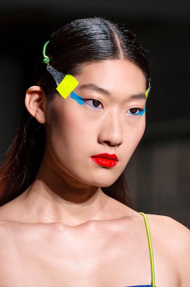 How To Assist A Makeup Artist At Fashion Month According To 3 Top Pros