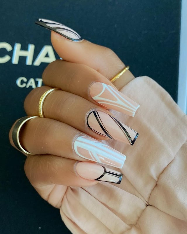 10 Acrylic Nail Designs For Every Type Of Aesthetic