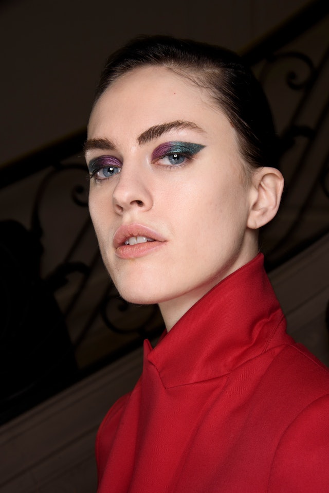 These Paris Fall Winter Makeup Trends Are Bringing Back The 90s