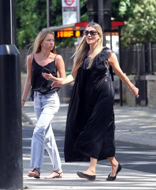 Kate Moss & Daughter Lila Grace Moss Look SO Much Alike On Afternoon Stroll