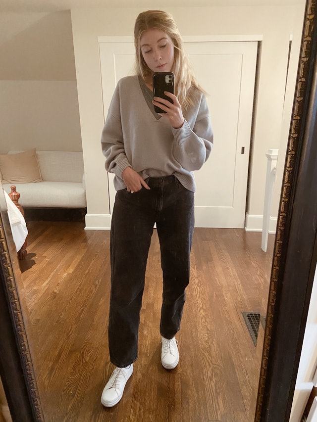 How To Style Gray Jeans, The Rosie Huntington-Whiteley-Approved Trend I ...