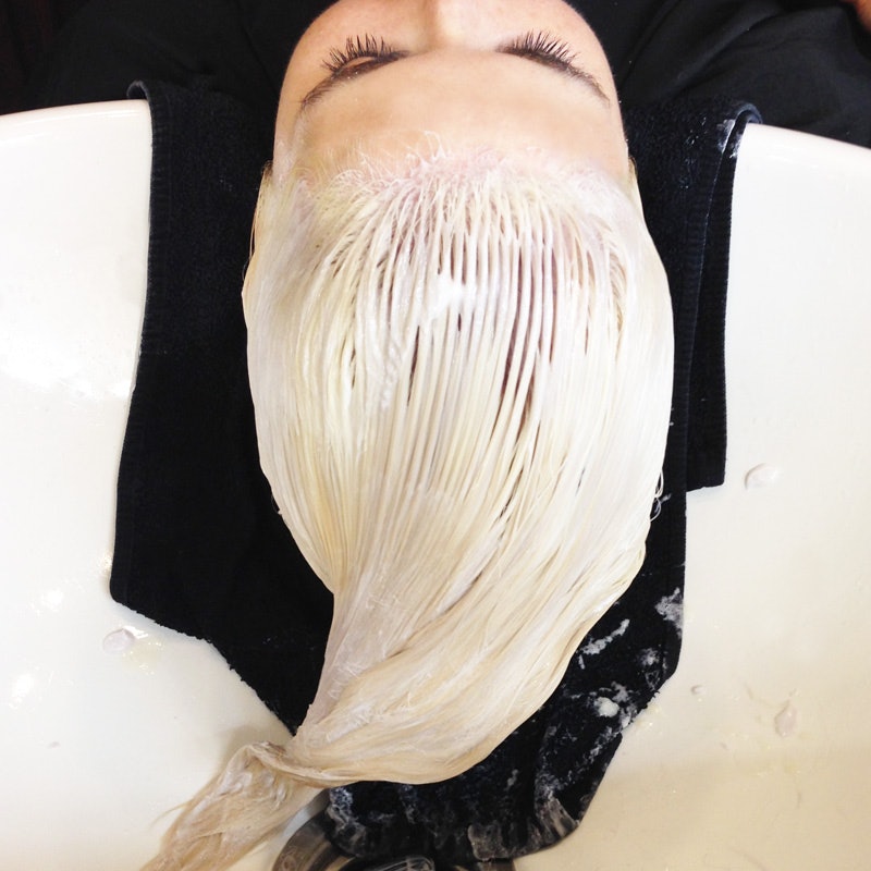 7 Tips If You Re Going From Brunette To Platinum Blonde