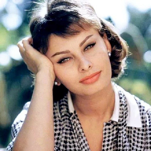 Sophia Loren Makeup Looks In Celebration Of Her B-day