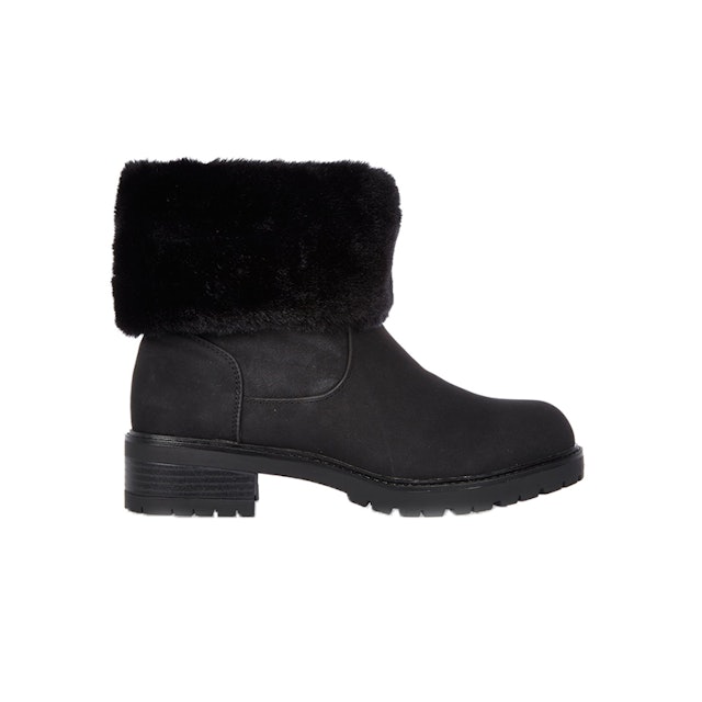 The Best Winter Boots Under $200