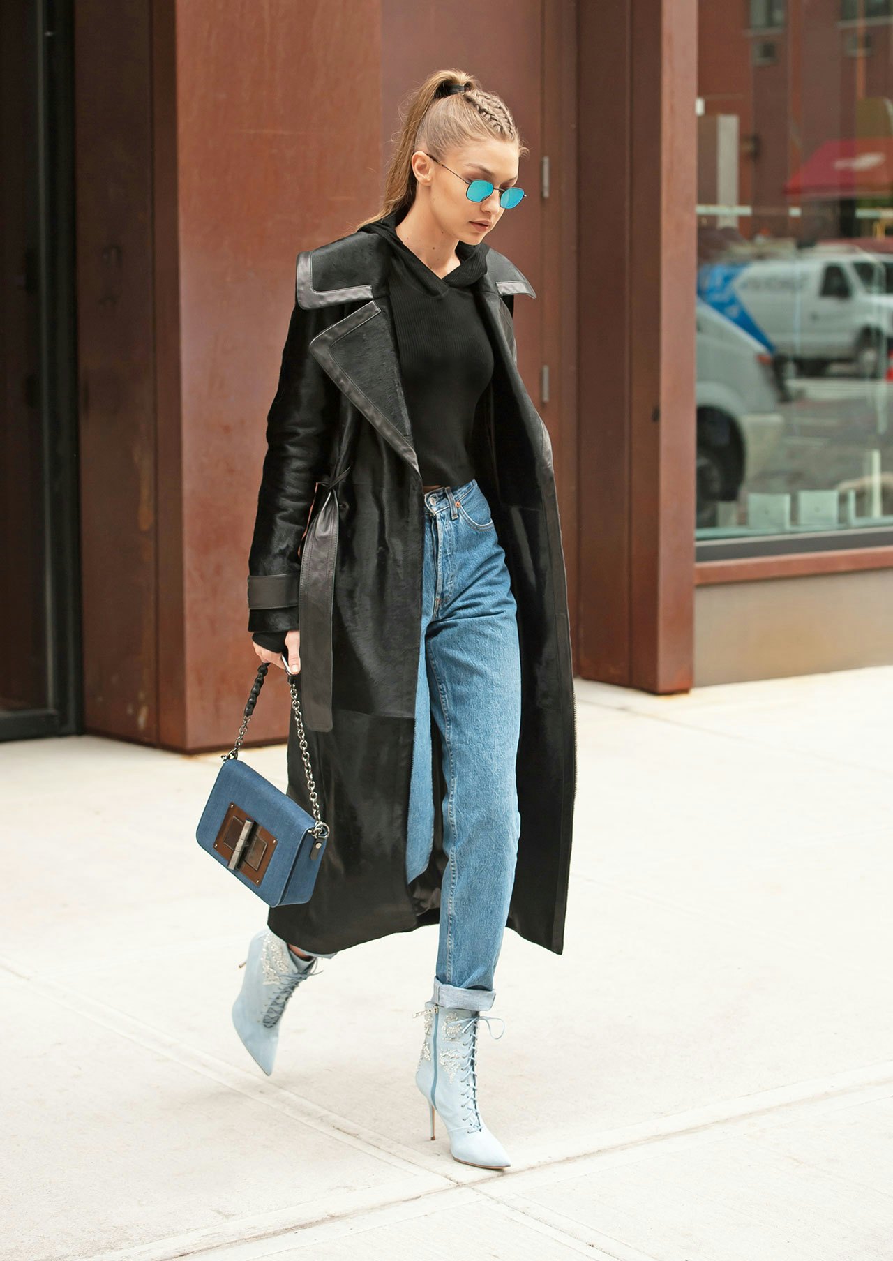 Gigi Hadid Is Ditching Skinny Jeans For This Cool Silhouette