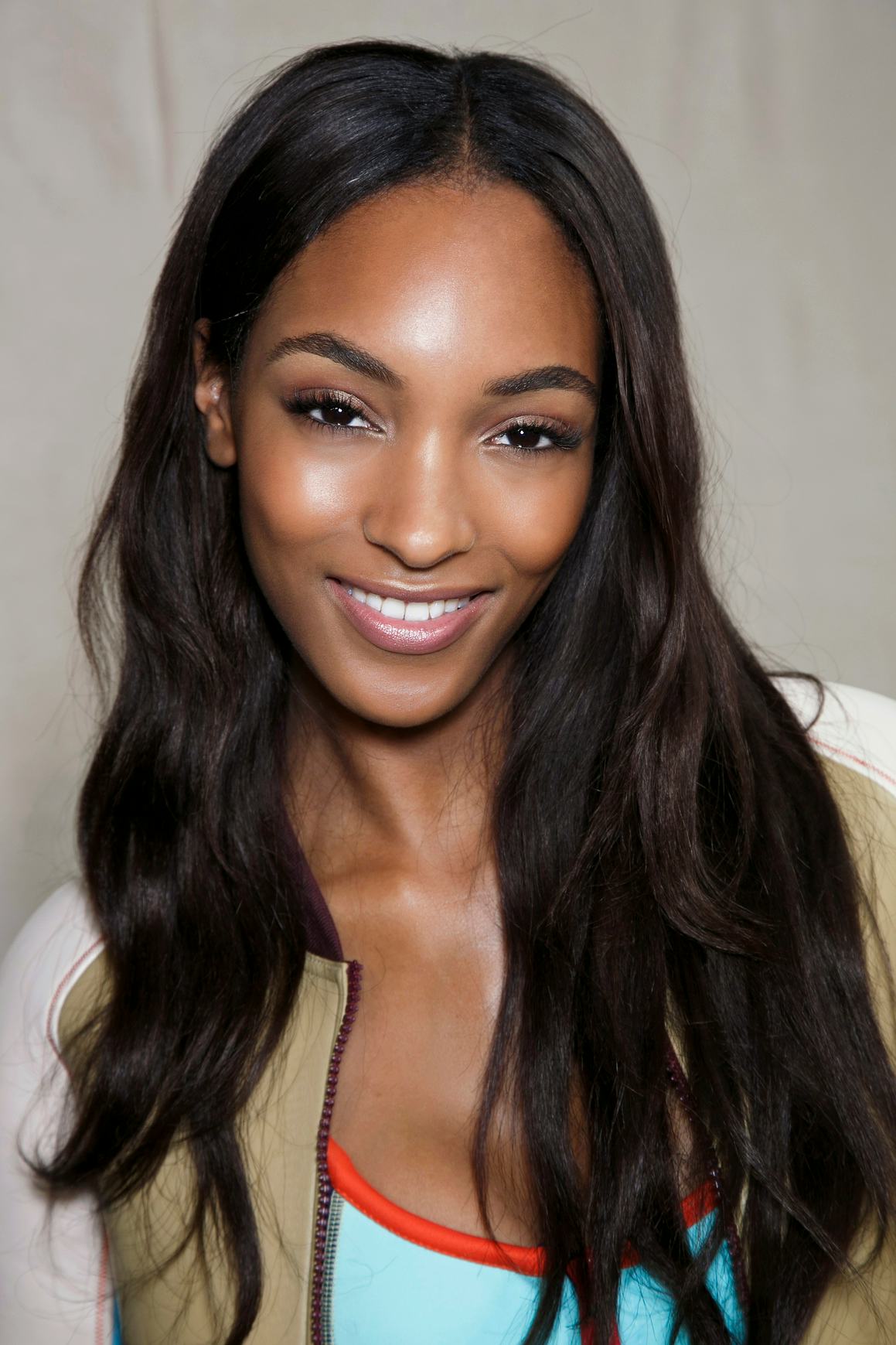 10 Things Only Brunettes Understand