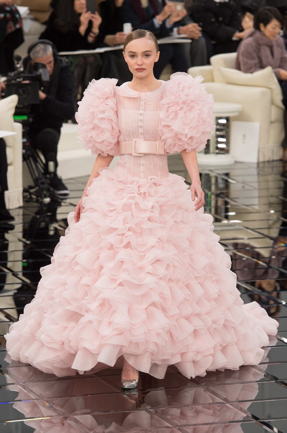 See The Best Looks From Chanel S Spring 2017 Couture Show