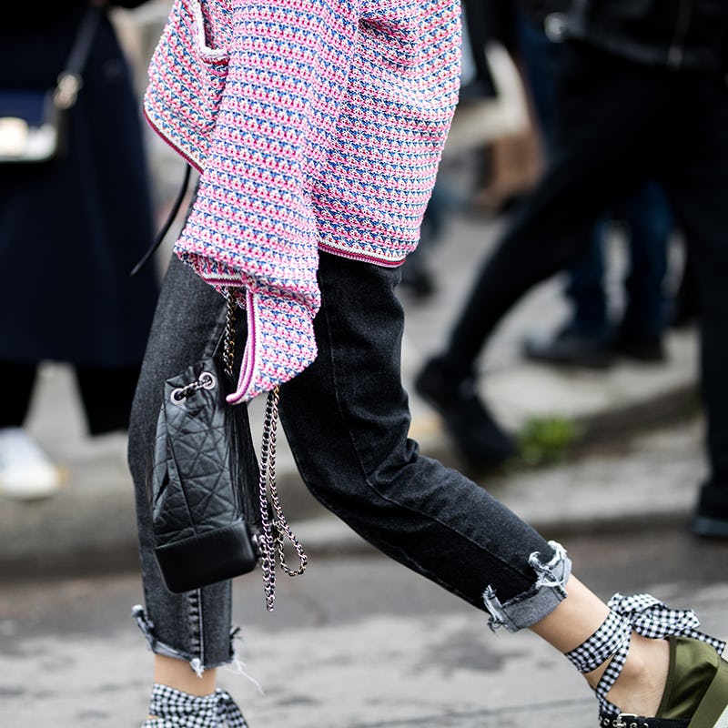 chanel bag street style