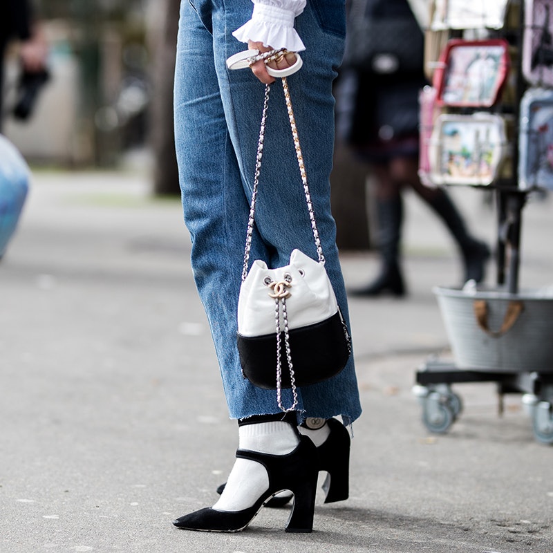 chanel backpack street style