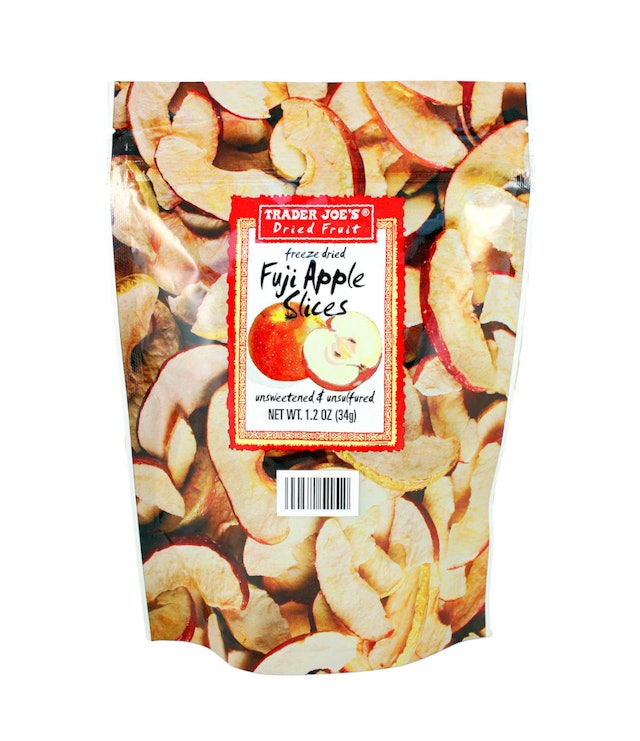 These Are The Snacks Nutritionists Actually Buy At Trader Joe’s