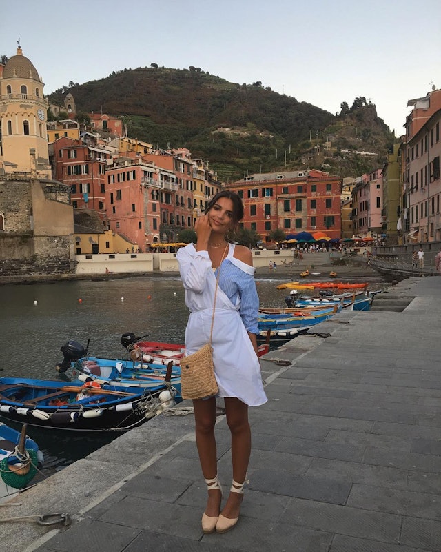 The Best Celebrity Vacation Outfits