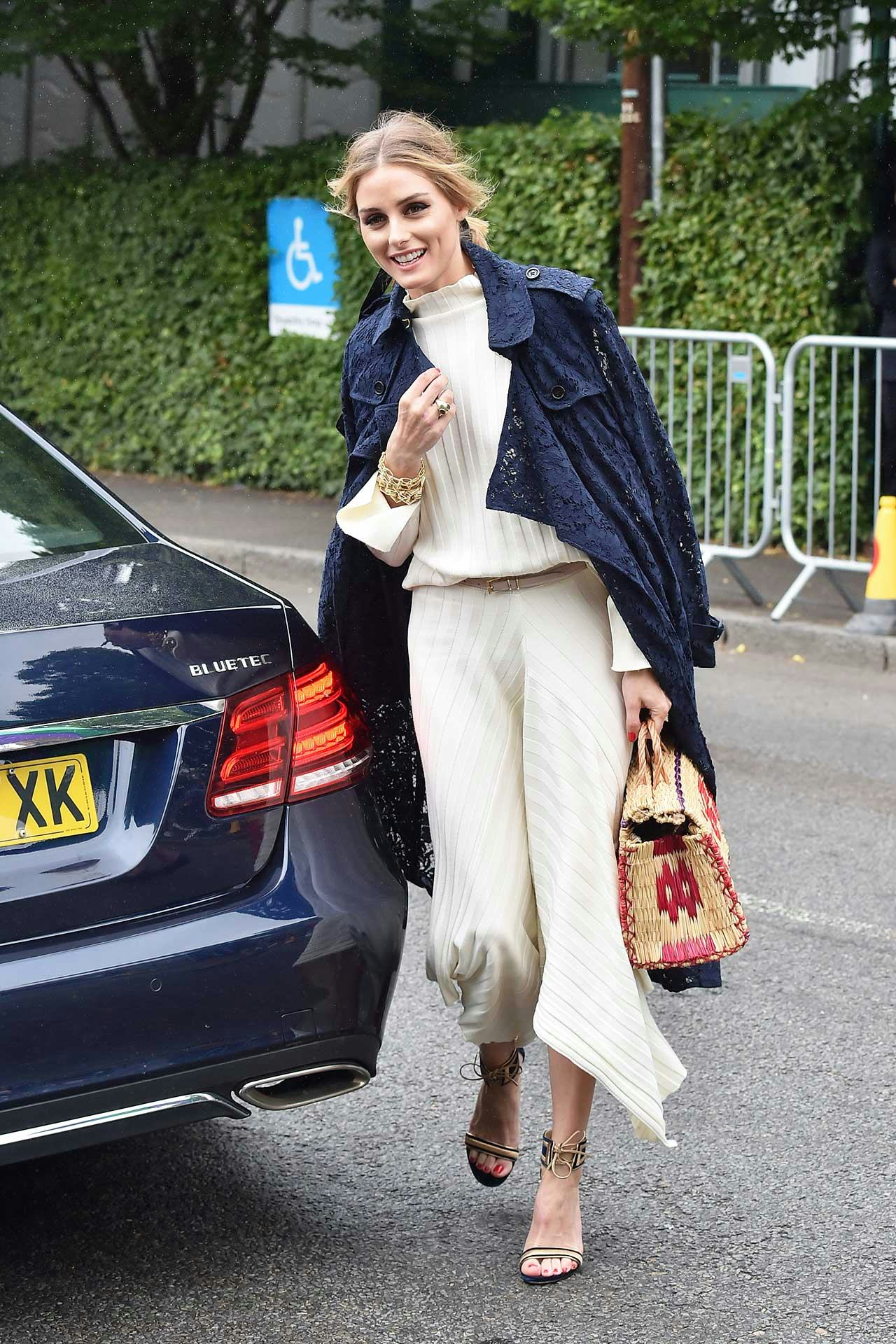 Olivia Palermo Wore The Bag Every Fashion Is Obsessed With