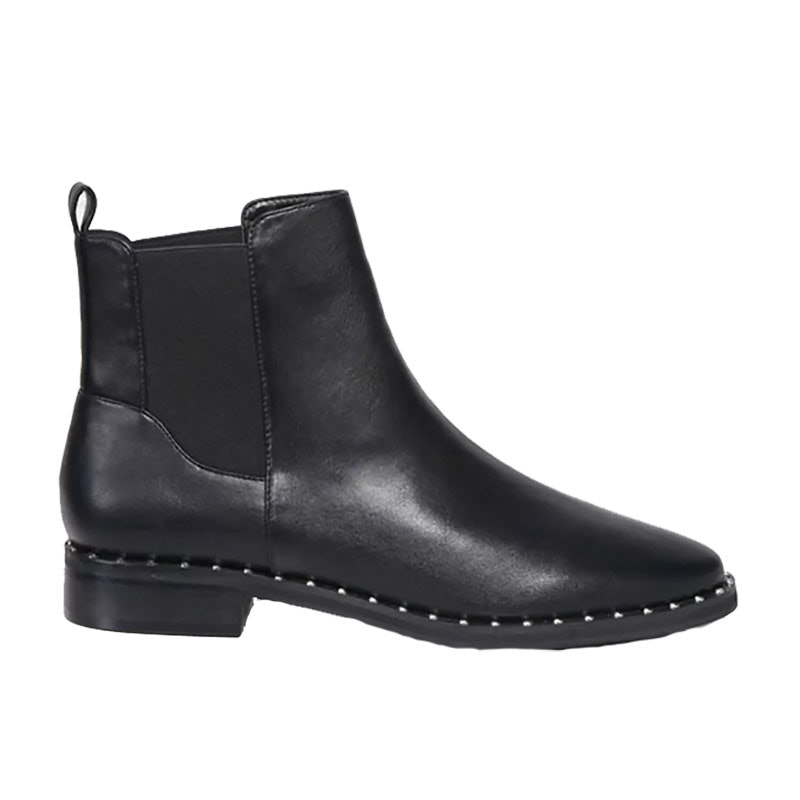 15 Under-$100 Flat Boots That Are 