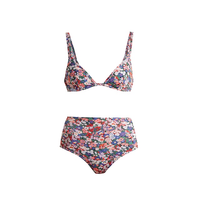 15 Bikinis For Girls With Big Boobs