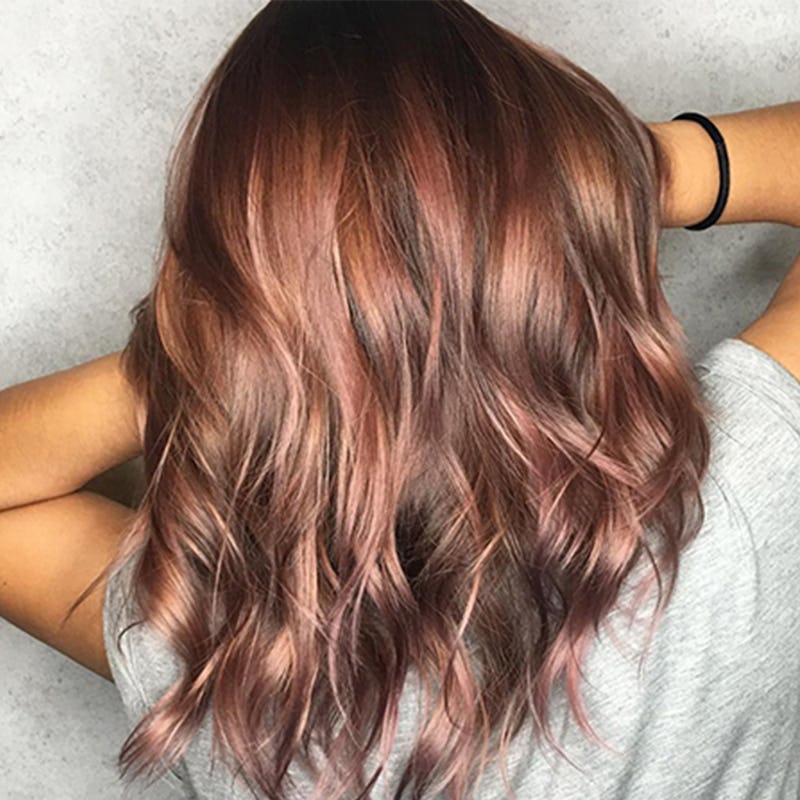 Rose Gold Hair Is 2018 S Coolest Summer Beauty Trend